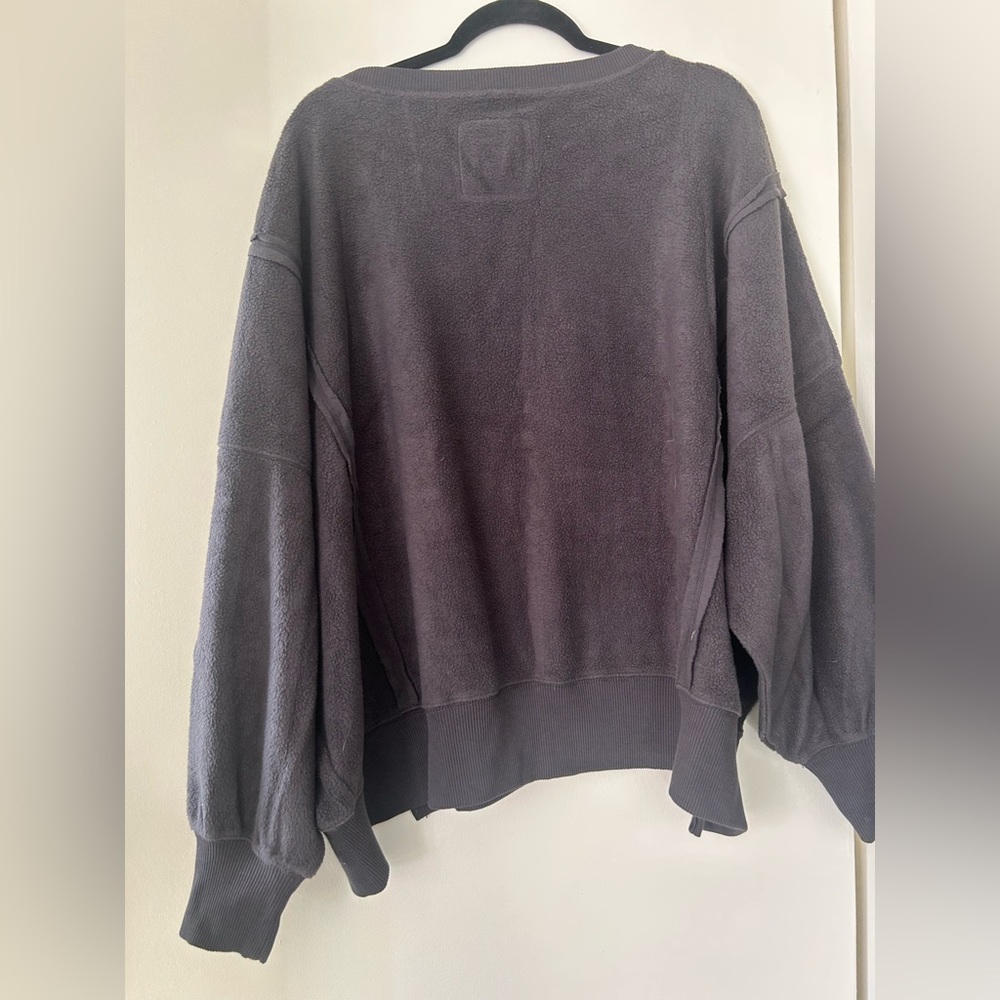 American Eagle Outfitters Gray Sweater size medium - Picture 5 of 6